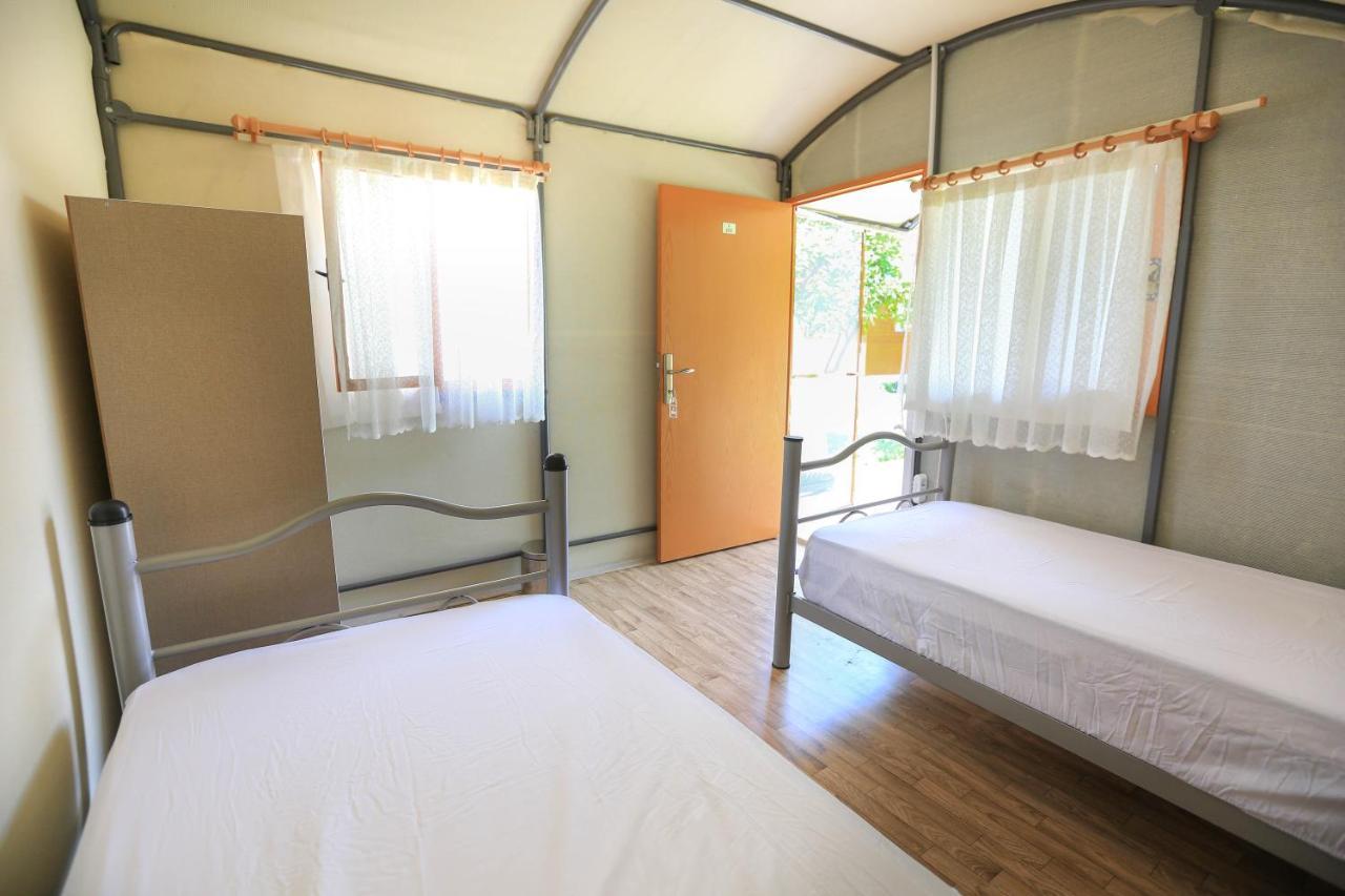 Çıralı Merry Bungalow & Tent מראה חיצוני תמונה