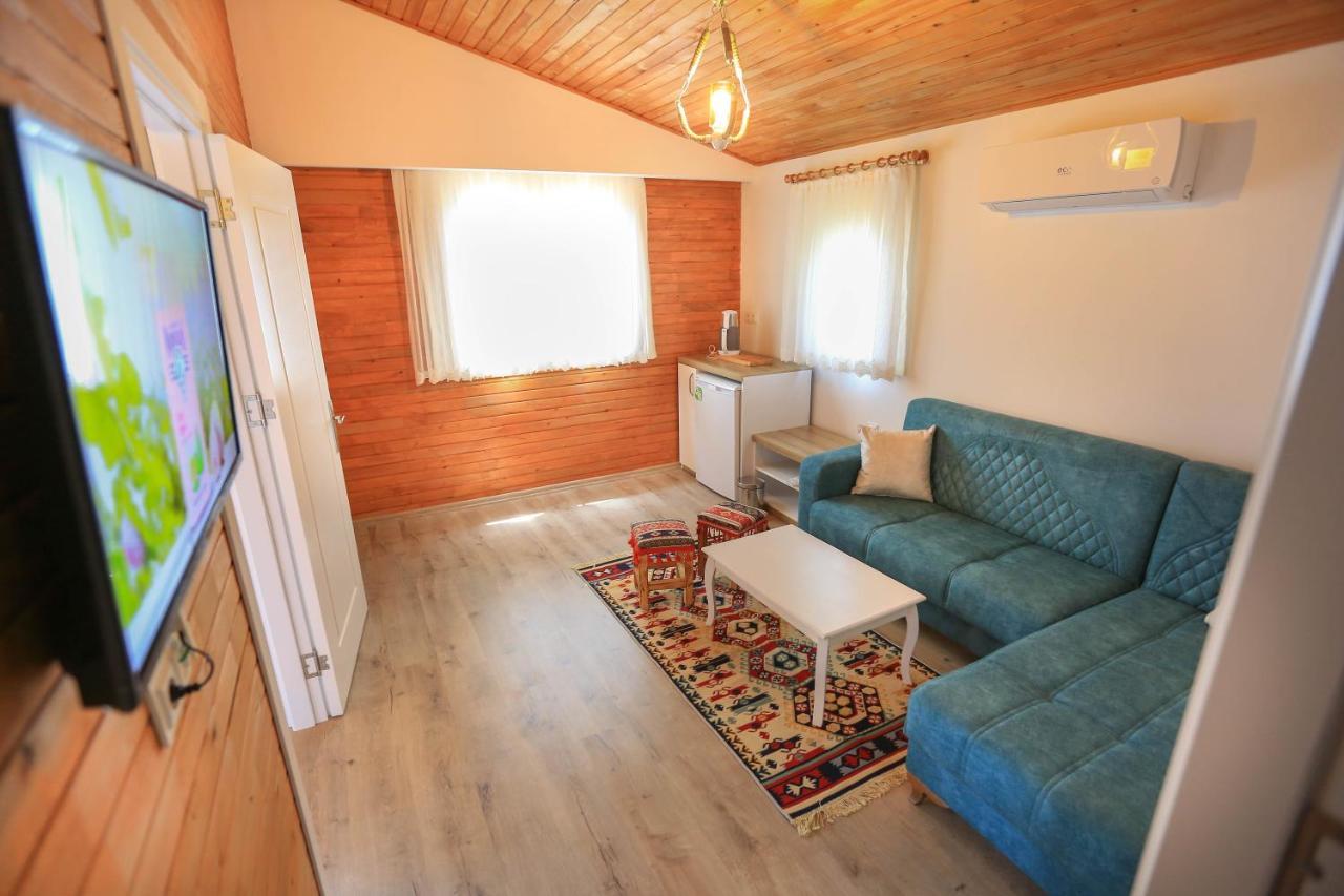 Çıralı Merry Bungalow & Tent מראה חיצוני תמונה